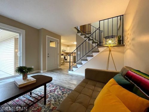 3473 Cloman Way, South Saint Paul MN 55076-1648 exterior