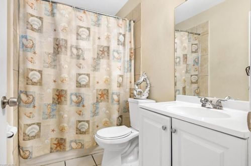 5305 Warren St, Naples FL 34113-8746 exterior