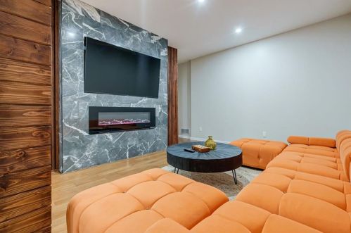 620 Colebrook Ct, Atlanta GA  30327-4710 exterior