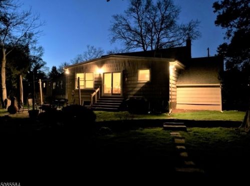 115 Salter St, Springfield NJ 07081-1630 exterior