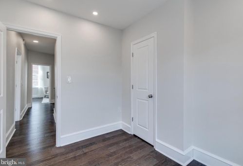 1619 6th St, Philadelphia PA  19122-2910 exterior