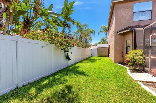 11322 Glenmont Dr, Tampa FL 33635-1533 exterior