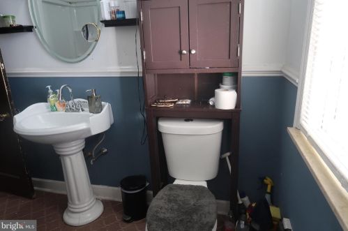 923 Fillmore St, Philadelphia PA 19124-2926 exterior