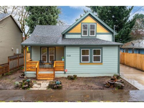 7018 10 St, Portland OR  97211-4004 exterior