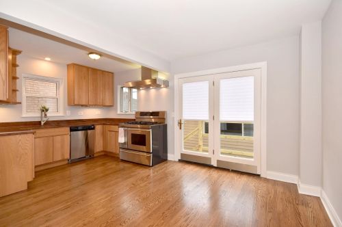 6657 Olmsted Ave, Chicago IL 60631-1335 exterior