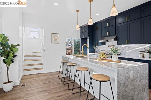 1334 Kains, Berkeley CA 94702-1016 exterior