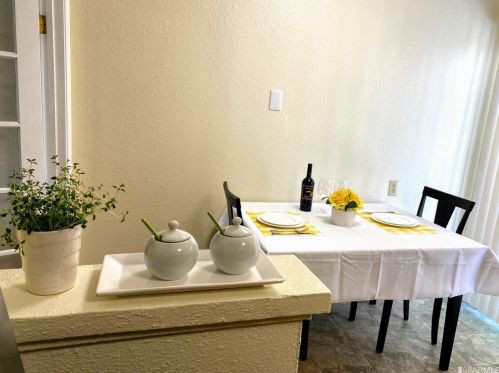 430 Monmouth Dr, Milpitas CA 95035-5927 exterior