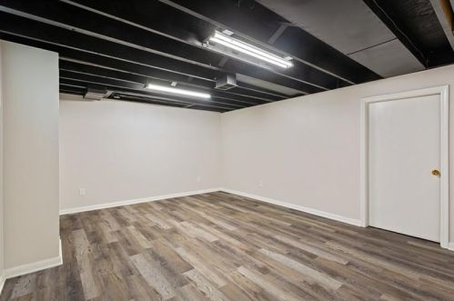 1909 Beulah Rd, Pittsburgh PA  15235-5006 exterior