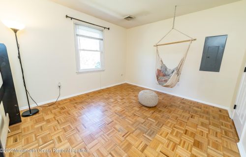 483 Western Blvd, Berkeley Township NJ 08721-3316 exterior