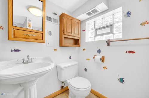 9213 Avers Ave, Chicago IL 60805-1415 exterior