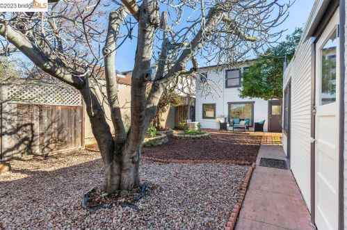 2812 Ellsworth St, Berkeley CA 94704-2124 exterior