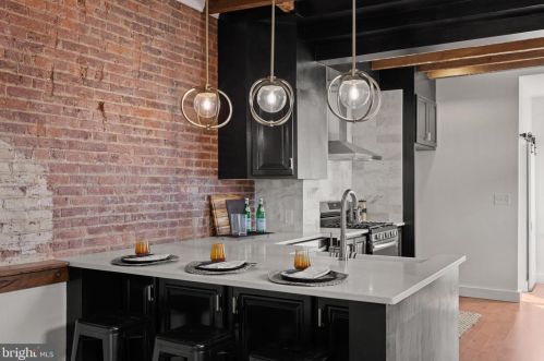 460 Queen St, Lancaster PA  17603-5618 exterior