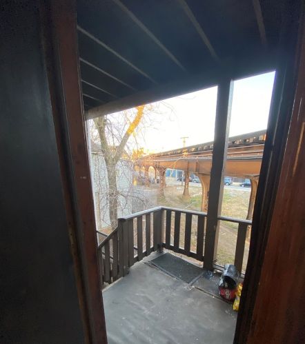 2854 Belden Ave, Chicago IL 60647-2917 exterior