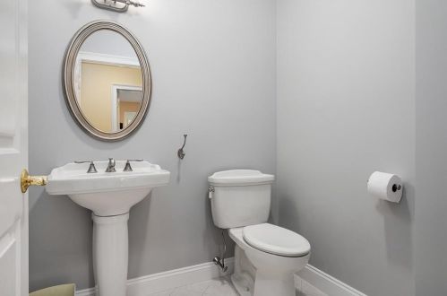 97 Gaskill St, Woonsocket RI 02895-1011 exterior