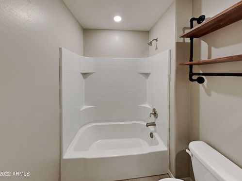 8023 Albeniz Pl, Phoenix AZ  85043 exterior