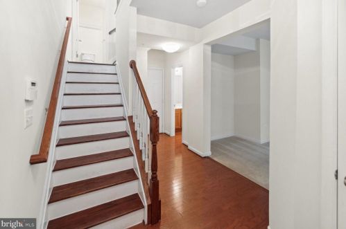 619 Ava Cir, Washington DC  20017-2306 exterior