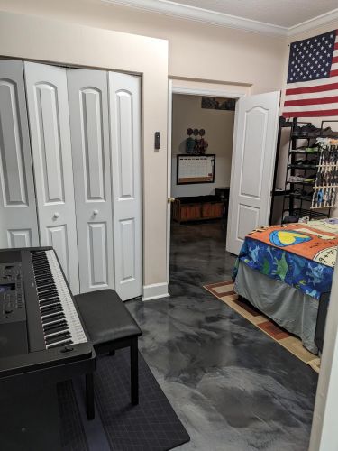 2831 Eagle Dr, Fort Pierce FL 34984-6320 exterior