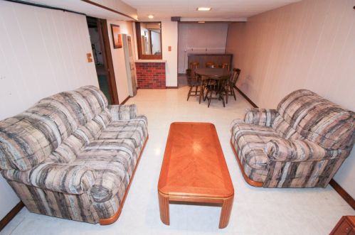 4740 70th St, Milwaukee WI  53218-4849 exterior