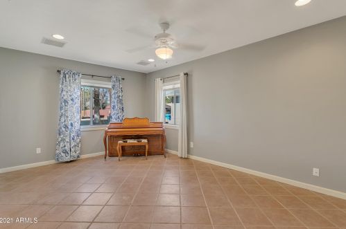 4405 19 Pl, Phoenix AZ 85016-5429 exterior