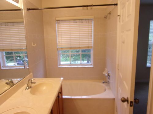 2082 Eatonville Dr, Fort Pierce FL 34952-8003 exterior