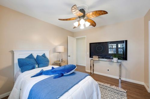 1106 Meade Ave, Fullerton CA 92833-3437 exterior