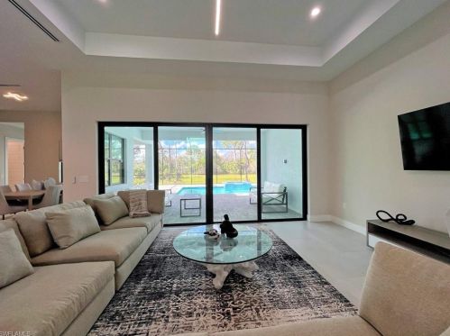 739 23 St, Naples FL 34117-1829 exterior