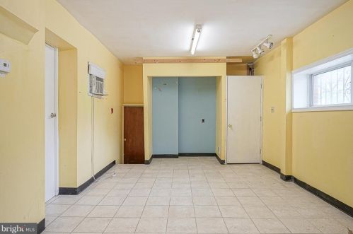 1000 6 St, Philadelphia PA 19147-4011 exterior