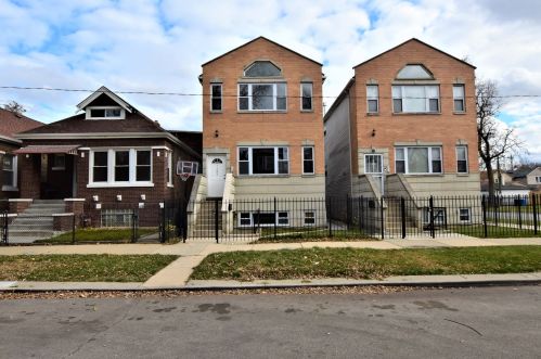 7257 May St, Chicago, IL 60621-1034