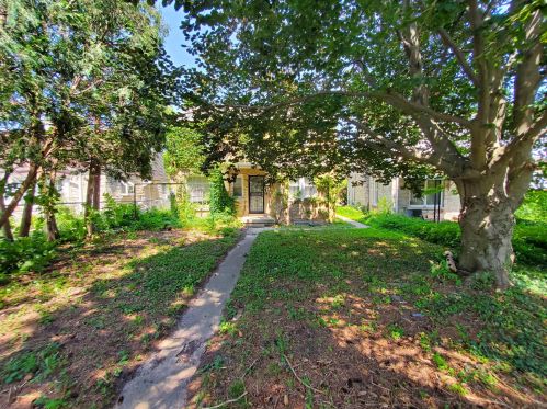 4139 Montreal St, Milwaukee WI 53216-1756 exterior