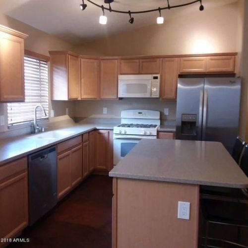 19238 31st St, Phoenix, AZ 85050-2580