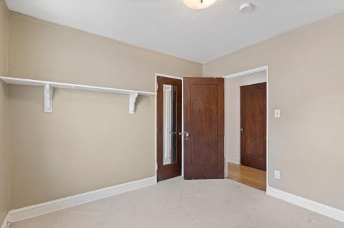 2177 69, Milwaukee WI 53213-1925 exterior