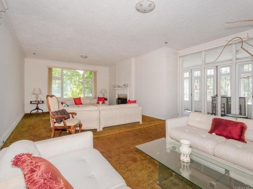 27 Forster Ave, Mount Vernon NY 10552-3409 exterior