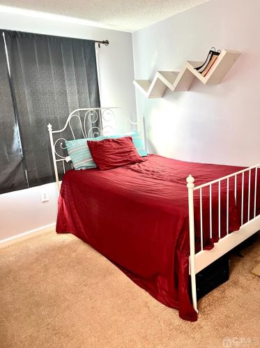 424 Edpas Rd, New Brunswick NJ 08901-3807 exterior