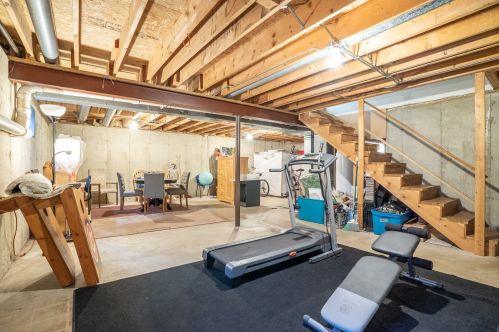 1708 Addleman St, Joliet IL 60431-8573 exterior