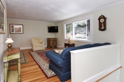 56 Reservoir Dr, Danvers MA 01923-1243 exterior