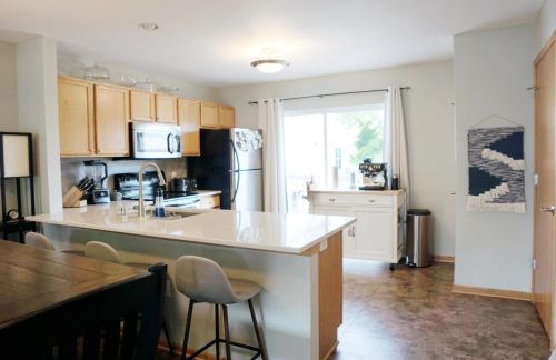 3741 Mammoth Trl, Madison WI  53719-4091 exterior