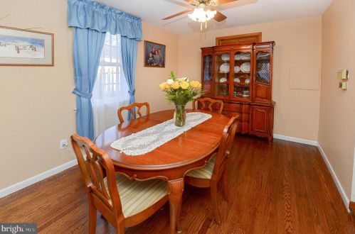 300 Holly Ave, Camden NJ 08107-1022 exterior