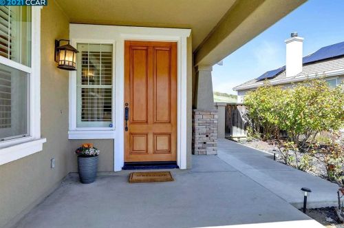 987 Maplegate Ct, Concord, CA 94521-5450