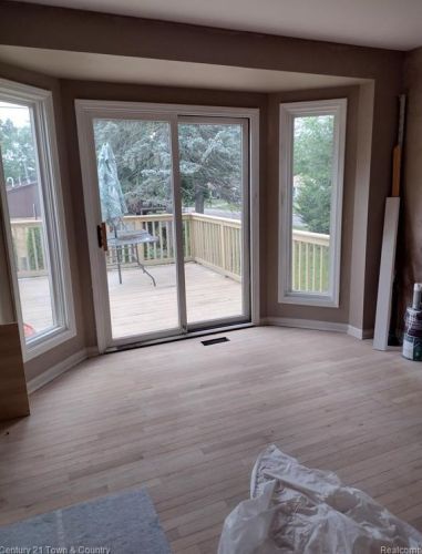 41279 Scarborough Ln, Novi MI 48375-2892 exterior