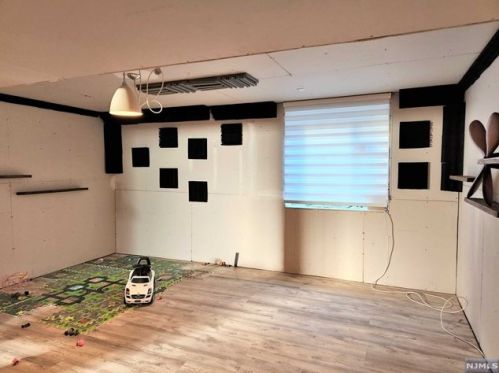 541 John St, Teaneck NJ  07666-5340 exterior