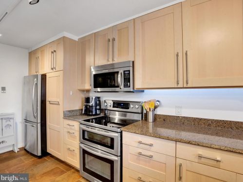 311 Chestnut St, Lancaster PA 17602-2707 exterior