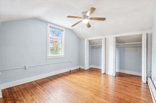 9 Carrick Ave, Pittsburgh PA  15210-4321 exterior