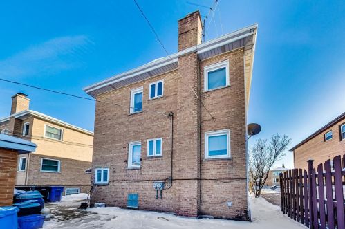 8336 Berwyn Ave, Chicago IL 60656-1430 exterior