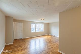 945 Beech St, Saint Paul MN  55106-4501 exterior