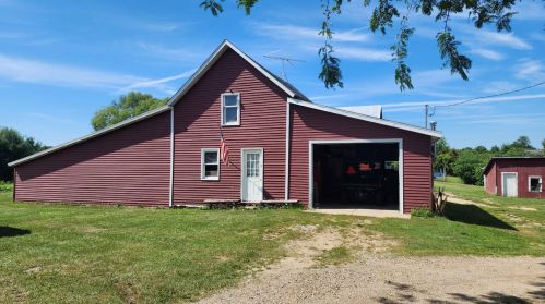 6607 114th Ave, Fennville, MI 49408-9787