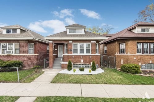 9404 Throop St, Chicago, IL 60620-3624