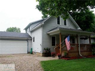 1927 Elm St, Holt MI  48842-1604 exterior