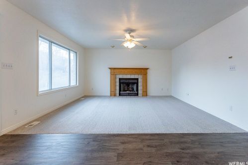 9525 Shoshone Ct, Sandy UT 84092-3074 exterior