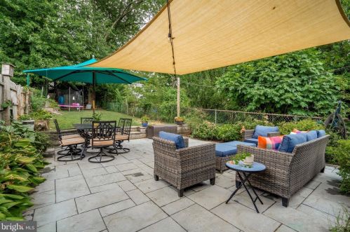 652 Johnson St, Philadelphia PA 19138-1039 exterior