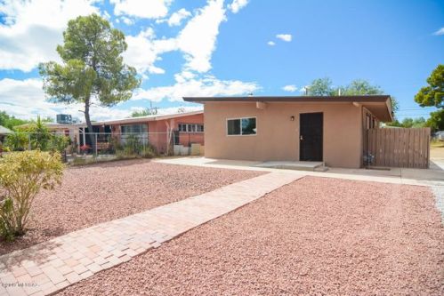 2002 Amalia Ave, Tucson, AZ 85713-3821